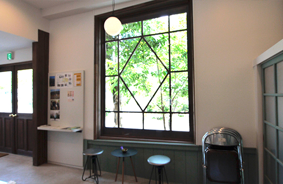 採銅所駅舎第二待合室07